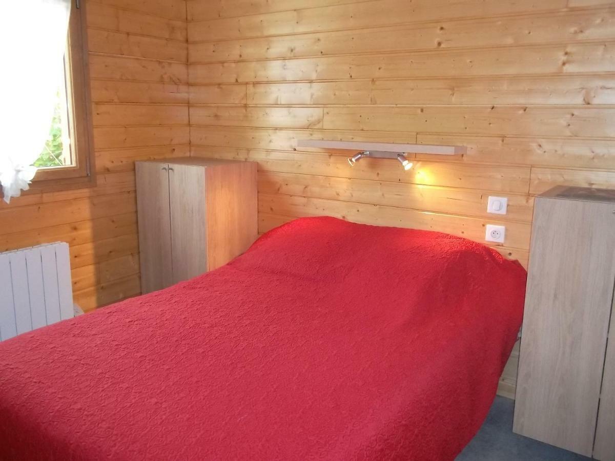 Chalet La Noisetiere Armalou Пуи-сюр-Лоар Екстериор снимка