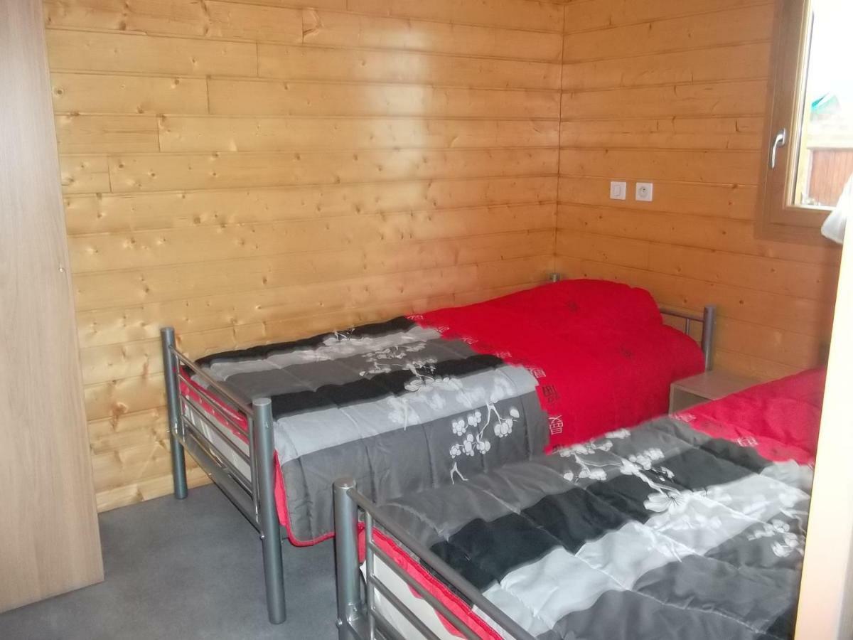 Chalet La Noisetiere Armalou Пуи-сюр-Лоар Екстериор снимка